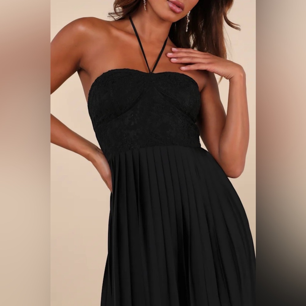 Lulu's Black Strapless Pleated Maxi with Thigh Slit - Picture 3 of 4